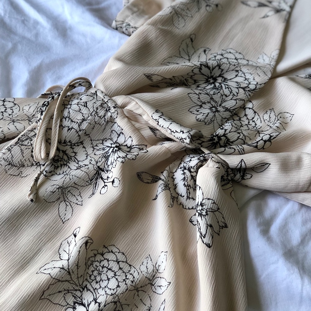 Lush Flowy midi wrap dress